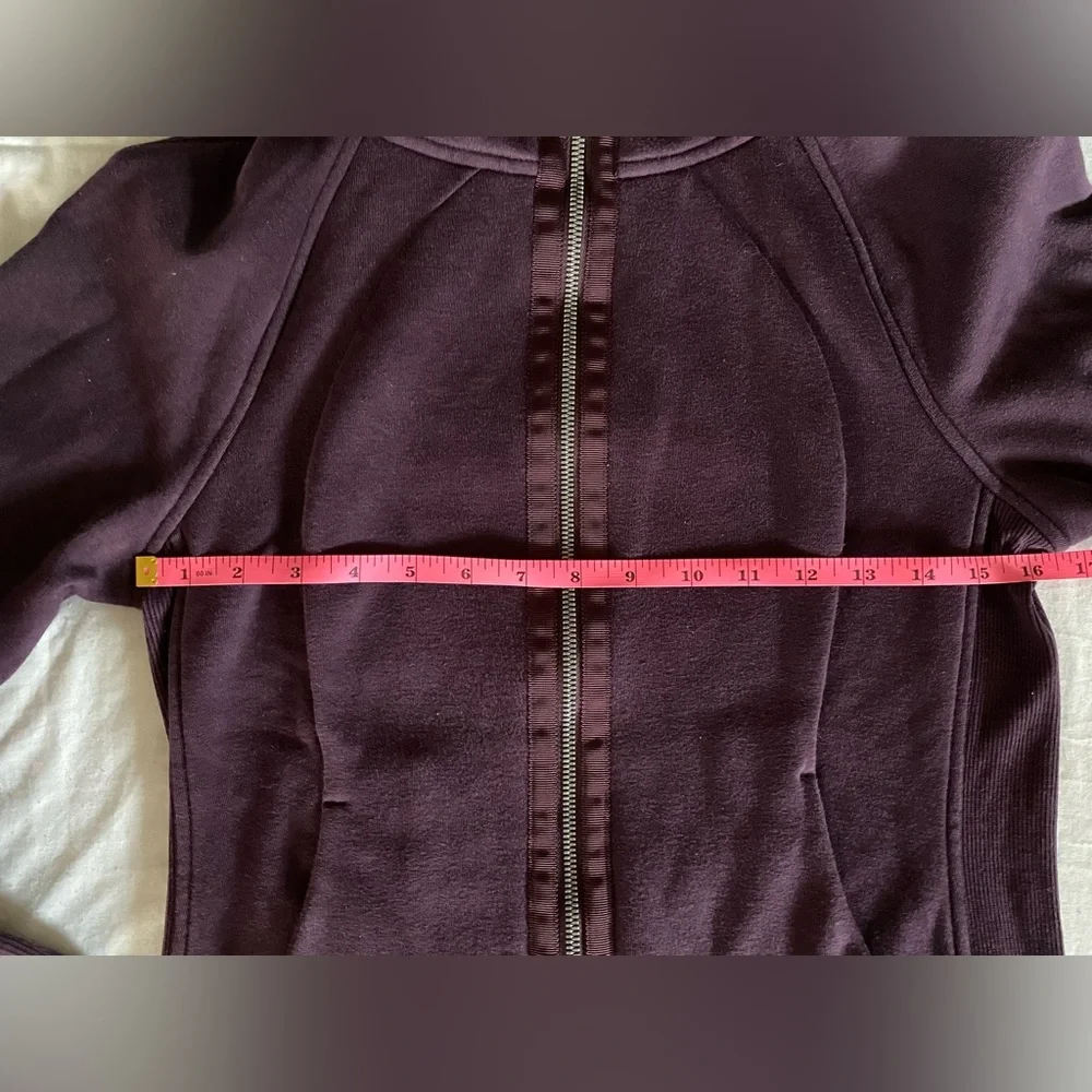 Lululemon Light As Warmth Scuba Black Cherry size 6 - Picture 12 of 14